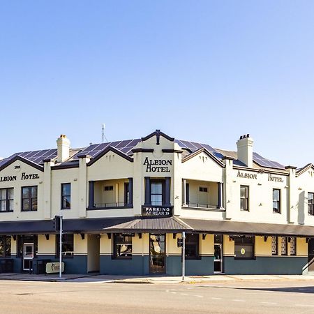 The Albion Hotel Newcastle Exterior foto